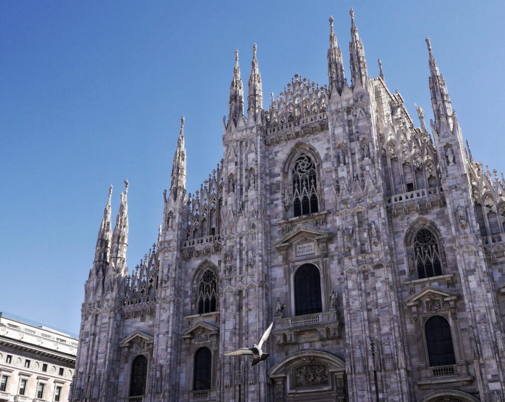 włoskim cabrio wokół jeziora Como Manful